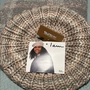 I amWomen's Beige Knit Beanie nwt
